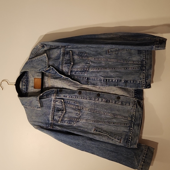 Gap Jean jacket size large - Picture 4 of 7
